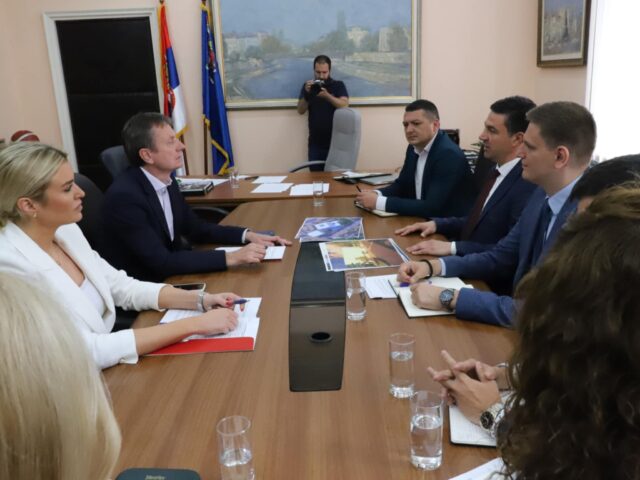 Prijem za ministra Darga Glišića