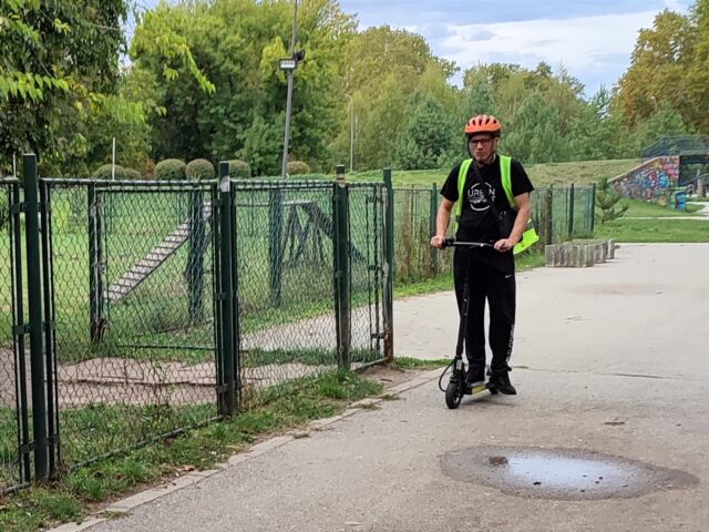 Električni trotinet