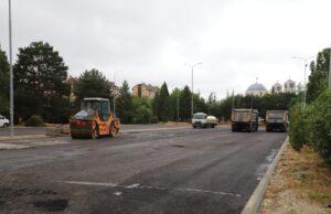 Humanitarni parking kod OŠ „Sveti Sava” dobija asfalt. Biće 89 mesta za parkiranje Humanitarni parking