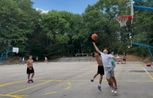 Uređen sportski teren na Bubnju, sledeći korak – transformacija spomen-parka u rekreativnu zonu Uređen sportski teren na Bubnju