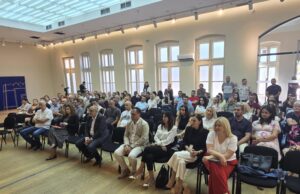 Uručene odluke za samozapošljavanje: 102 nova biznisa uz podršku Grada Niša i Nacionalne službe za zapošljavanje Dodela ugovora grad Niš i NSZ