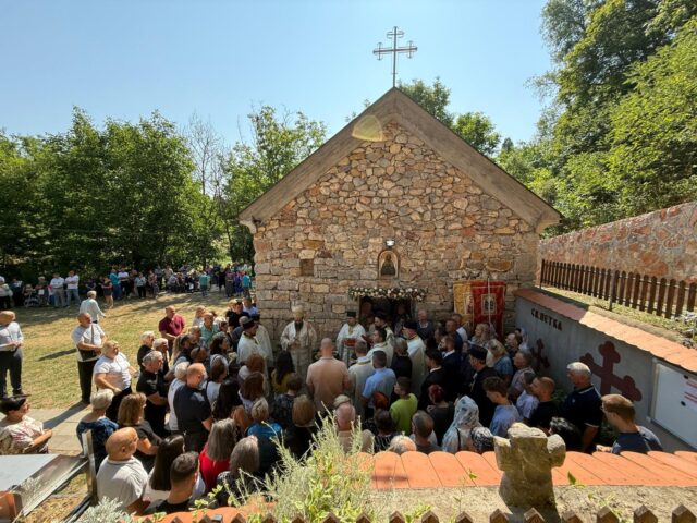 Osvećenje hrama Svete Petke u Donjem Matejevcu