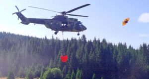 Veliki požar kod Niša: Dim se širi do centra grada, požar u Jasenoviku gase i helikopterske jedinice Požar u Jasenoviku
