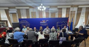 Povećan broj telefonskih linija za kontakt sa građanima Prijem građana u Gradskoj kuć