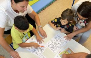 Niški dom zdravlja pokrenuo radionice za roditelje i decu sa razvojnim poremećajima Radionice za roditelje i decu sa razvojnim poremećajima