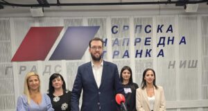 Radulović: Odluka da se novac sa Filmskih susreta usmeri za lečenje dece je ispravna, zahvalnost Petru Božoviću za veličanstven čin Uroš Radulović