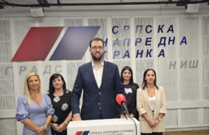 Radulović: Odluka da se novac sa Filmskih susreta usmeri za lečenje dece je ispravna, zahvalnost Petru Božoviću za veličanstven čin Uroš Radulović