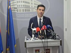 Gradonačelnik Pavlović predstavio Skupštini izveštaj o radu. Opozicija napustila salu tokom prezentacije Dragoslav Pavlović