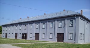 Komemorativna akademija „Sećanjem povezani” povodom 81. godišnjice rasformiranja logora Memorijalnom kompleksu 12. februar