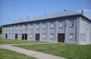 Komemorativna akademija „Sećanjem povezani” povodom 81. godišnjice rasformiranja logora Memorijalnom kompleksu 12. februar