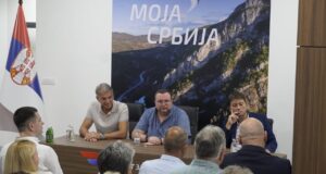 Iz Niša krenuo Pokret za narod i državu, na čelu prof. dr Milan Lazarević Pokreta za narod i državu