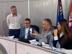 Jedinstvo samo na fotografiji: Opozicija nije izglasala smenu – Pavlović ostaje gradonačelnik, jedan odbornik glasao uz većinu Prebrojavalnje glasova