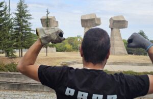 Mladi aktivisti sa Delijskog visa uredili letnjikovce na Bubnju Uređenje letnjikovca na Bubnju