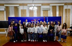 Znatiželjni mališani posetili Gradsku kuću povodom Dečije nedelje uz puno pitanja Dečija nedelja uz puno pitanja