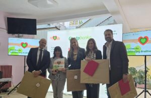 Nova stolarija i oluci za ŠOSO „Carica Jelena”: bolji uslovi za učenike i nastavnike Direktorka Nataša Kaličanin i tim OTP banke