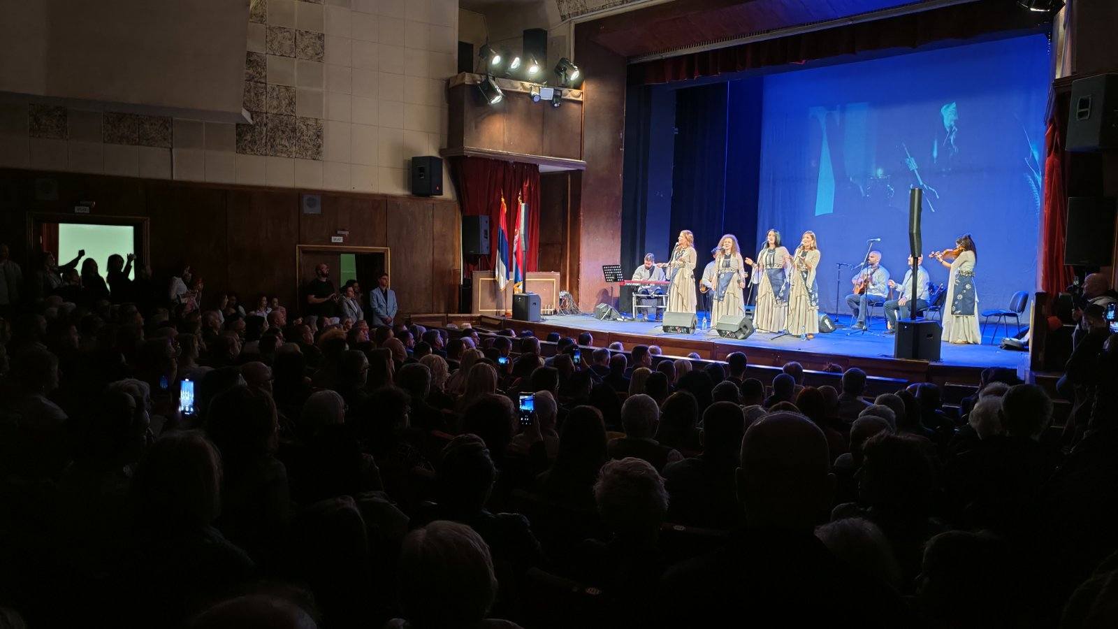 Etno grupa Trag