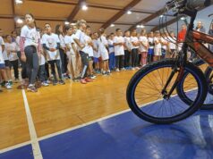 Finale akcije „Stop! Svi na sport” okupilo osnovce iz 38 škola Nišavskog okruga Finale akcije Stop Svi na sport