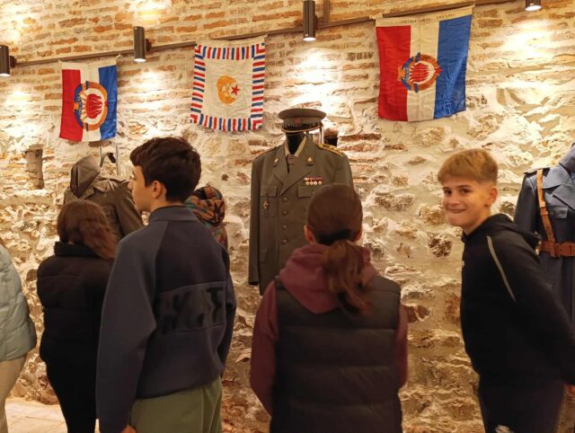 Izložba o uniformama srpskog vojnika u 20. veku