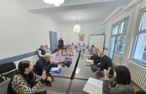 Komisija odlučila da SNS odbornik i većnik nisu prekršili Etički kodeks: sporne izjave bez sankcija Komisija za praćenje primene Etičkog kodeksa u Skupštini grada Niša