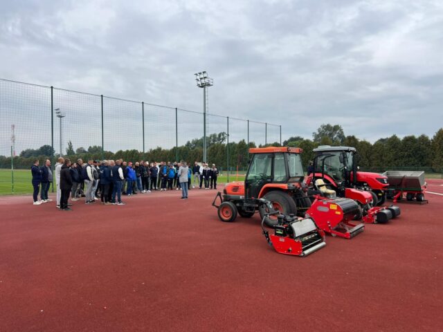 Mašine za održavanje terena