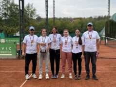 TENISKA AKADEMIJA ŽIVKOVIĆ ŠAMPION SRBIJE U KONKURENCIJI JUNIORKI Ženska juniorska kipa Teniske akademije Živković iz Niša - šampionke Srbije