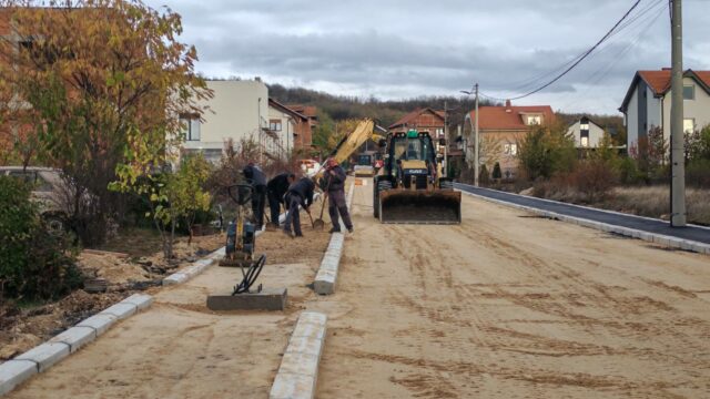 Asfaltiranju ulice Matije Bana Asfaltiranju ulice Matije Bana