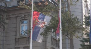 Sećanje na 1. novembar Dan žalosti u Srbiji na godišnjicu stradanja građana u padu nadstrešnice u Novom Sadu Dan žalosti u Srbiji