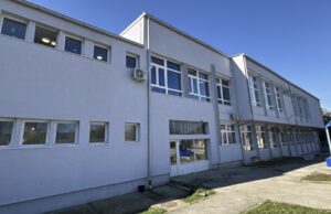 OŠ „Ivan Goran Kovačić” dobila tri inverter-klime od Pokreta za narod i državu OŠ Ivan Goran Kovačić