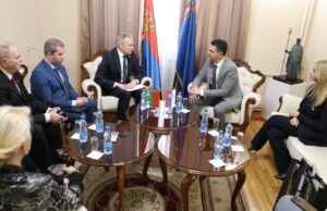 Niš i Belorusija jačaju partnerske veze: najavljena saradnja u kulturi, privredi i obrazovanju Prijem za delegaciju Belorusije