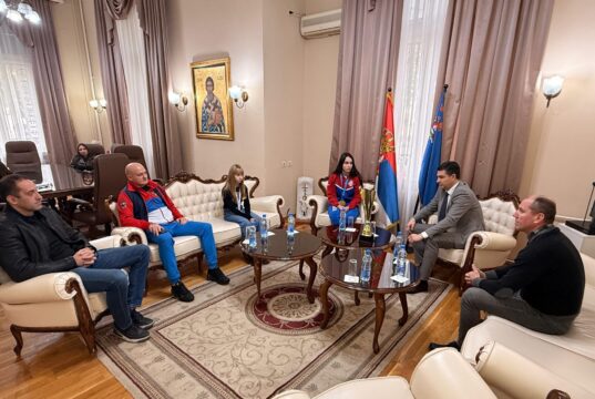 Prijem za uspešne mlade sportistkinje koje su ostvarile zapažene rezultate na međunarodnim takmičenjima Prijem za uspešne mlade sportistkinje