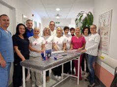 Žene iz udruženja „Budite uz nas” donirale vrednu opremu za lečenje onkoloških pacijentkinja Vredna oprema za lečenje onkoloških pacijentkinja