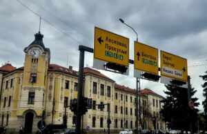 Novi putokazi na raskrsnici kod Suda Zamena tabli