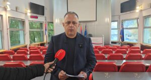 Raspisana poternica za Igorom Novakovićem, bivšim predsednikom niške skupštine prof. dr Igor Novaković