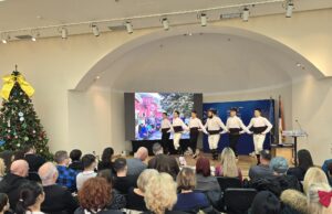 Ansambl „Mozaik” obeležio deceniju rada svečanom akademijom Ansambl Mozaik obeležio deceniju rada svečanom akademijom