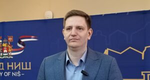 Gašević: Rekonstrukcija sportskih terena u svim niškim opštinama Luka Gašević