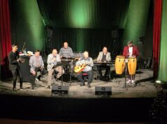 Nišlije sa Nešom Saitom i Crnim mambama na Trgu ulaze u 2026. godinu Neša Saita i Crne mambe