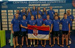 Dvoje mladih plivača i trener Marko Božinović uspešno predstavljali Niš i Srbiju na Centralnoevropskom prvenstvu Plivački klub Sveti Nikola iz Niša