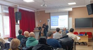 Komšijska radionica – stanari Branka Krsmanovića i institucije zajedno osmišljavaju izgled međublokovskih prostora Radionica za bolje društvo