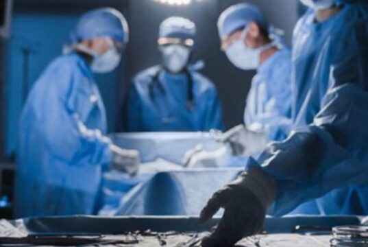 Prvi put u UKC Niš primenjena savremena ICG tehnologija za vizualizaciju prokrvljenosti organa Savremena ICG tehnologija za vizualizaciju prokrvljenosti organa