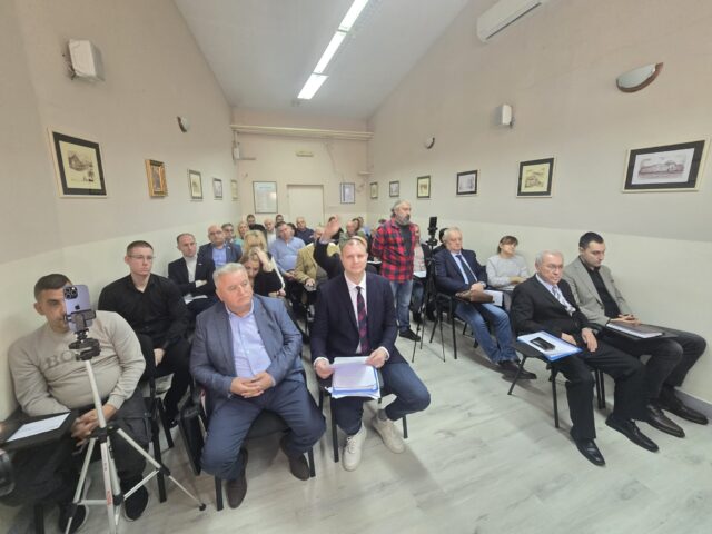 Sednica Skupštine Gradske opštine Crveni Krst