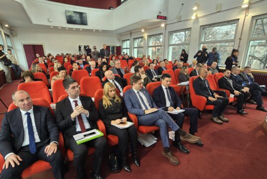 Poslednja sednica Skupštine u ovoj godini zakazana za 23. decembar SedSkupština Grada Niša