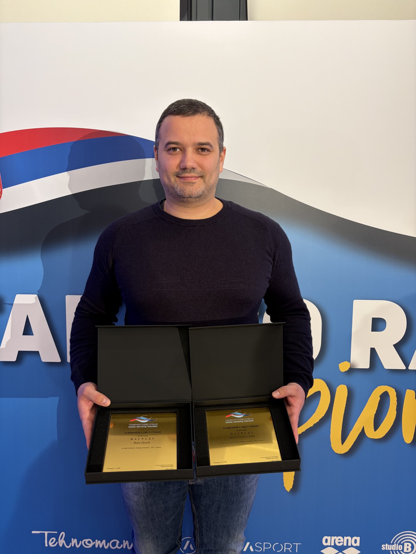 Vera Conić i njen trener Marko Božinović najbolji u Srbiji po izboru Plivačkog saveza Vera Conić i njen trener Marko Božinović najbolji u Srbiji po izboru Plivačkog saveza