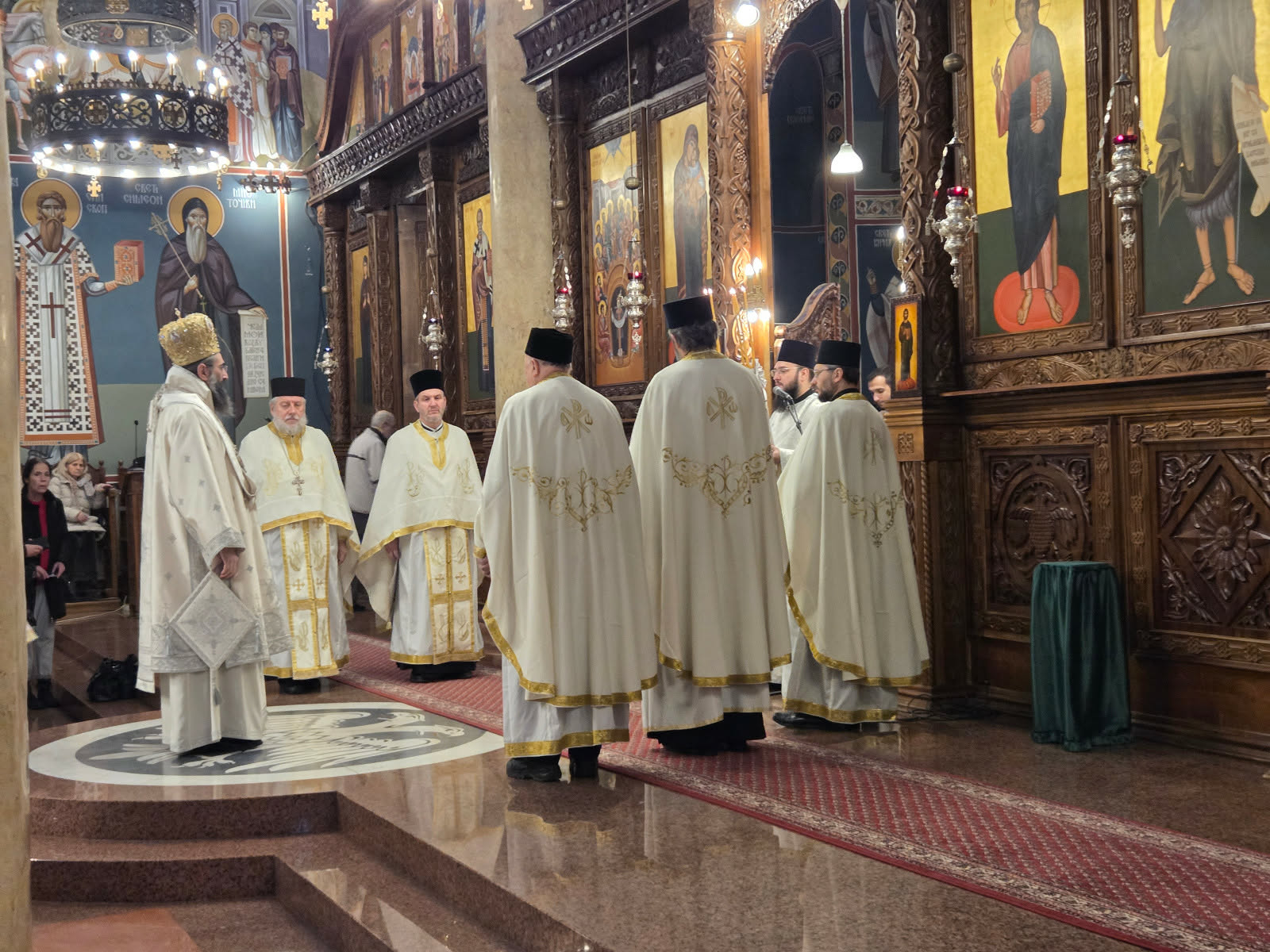 Božićna liturgija u Sabornom hramu Božićna liturgija u Sabornom hramu