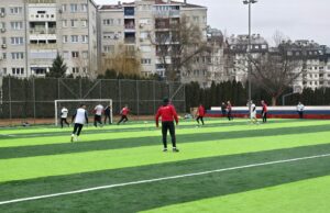 Renovirani teren u OŠ „Dušan Radović” domaćin humanitarnog Božićnog turnira Božićni turnir