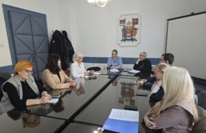 Panel diskusija u Nišu o etici, kreiranju istine i izazovima multimedijalnog novinarstva Panel diskusija u Nišu o etici, kreiranju istine i izazovima multimedijalnog novinarstva