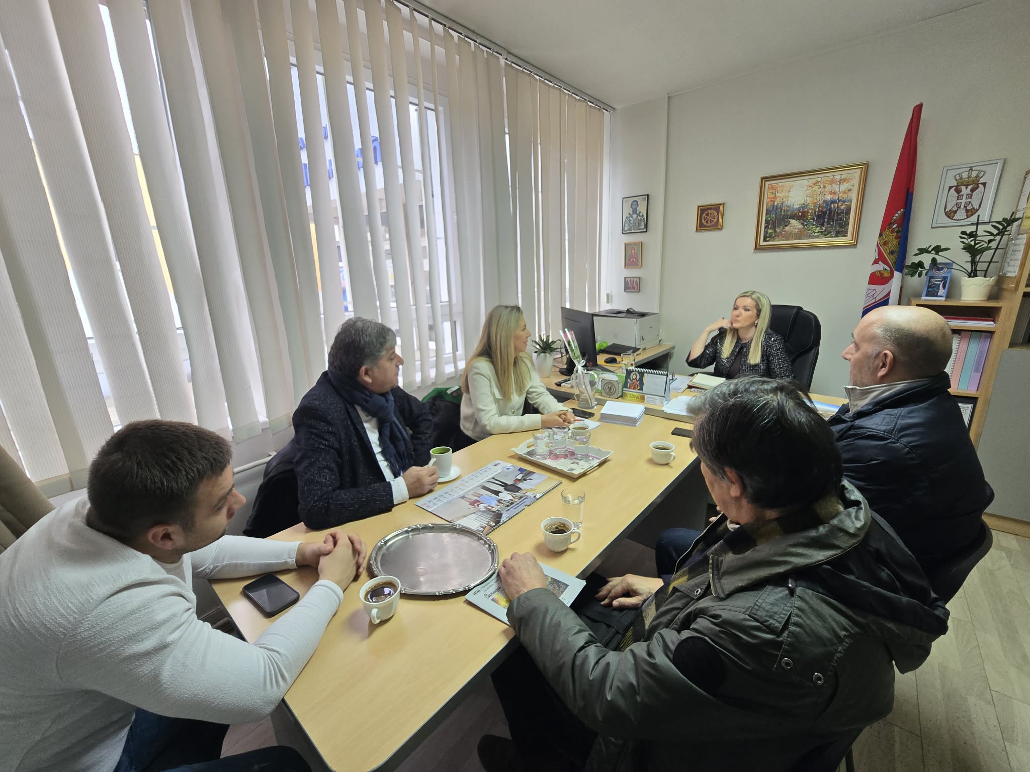 Uručena slika OŠ Branko Miljković Uručena slika OŠ Branko Miljković