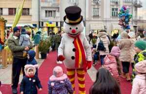 Zimska čarolija na Trgu kralja Milana – druženje sa sneškom, vilenjacima i medom Zimska bajka