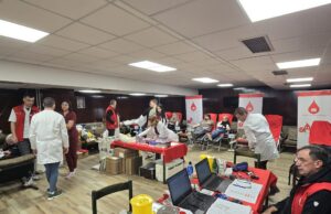 U toku nova akcija za novu šansu da se nađe donor matičnih ćelija za troje Nišlija Akcija dobrovoljnog davanja krvi i upisa u Registar davalaca matičnih ćelija