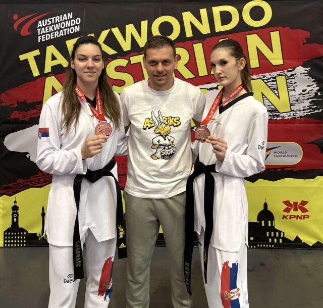 Bronzane medalje za tekvondoistkinje Asteriksa