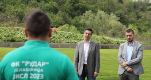 Infrastruktura u funkciji dečijeg sporta – Uz pomoć građana niče novi teren u Jelašnici